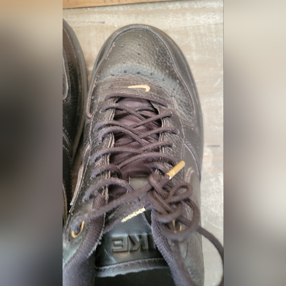 Nike Air Force 1 Luxe Black and Gold Size 10.5 - Picture 14 of 16